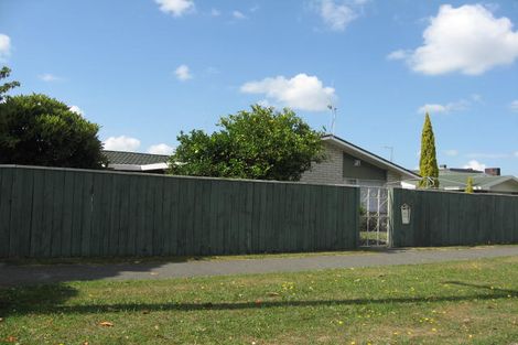 Photo of property in 17 Kimbolton Road, Feilding, 4702
