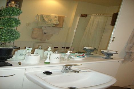 Photo of property in Sirocco Apartments, 402/8u Church Street, Wellington Central, Wellington, 6011