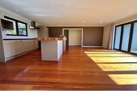 Photo of property in 1344 Alfriston Road, Alfriston, Manurewa, 2576