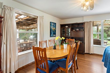 Photo of property in 30 Convent Road, Otaki, 5512