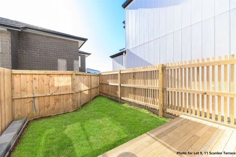 Photo of property in 10/11 Scanlen Terrace, Kelston, Auckland, 0602