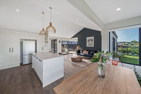 Photo of property in 2 Preferred Lane, Halswell, Christchurch, 8025