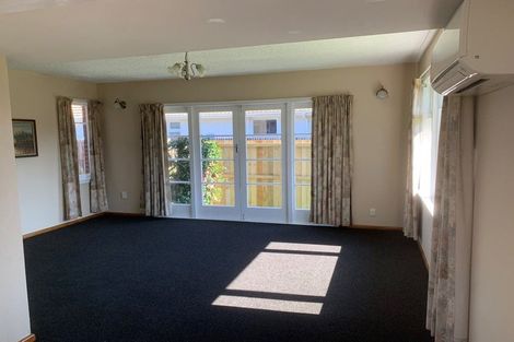 Photo of property in 91 Maidstone Road, Ilam, Christchurch, 8041