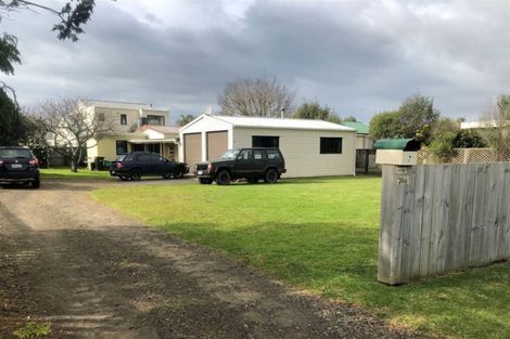 Photo of property in 7 Meadow Drive, Whitianga, 3510