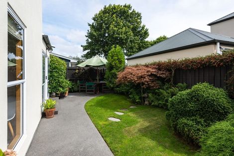 Photo of property in 2/38 Dover Street, St Albans, Christchurch, 8014