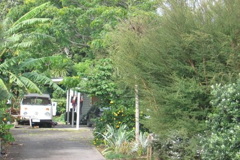 Photo of property in 2 River Road, Te Atatu Peninsula, Auckland, 0610