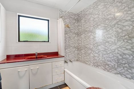 Photo of property in 1/23 Raines Avenue, Forrest Hill, Auckland, 0620