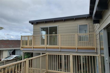 Photo of property in 54 Makora Road, Massey, Auckland, 0614