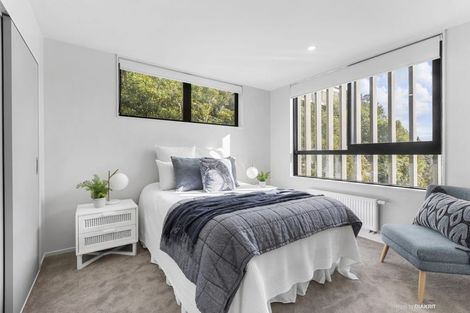 Photo of property in 10/6u Bushland Grove, Paparangi, Wellington, 6037