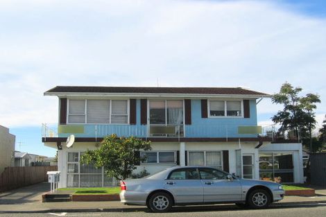 Photo of property in 4/8 Lee Road, Taradale, Napier, 4112