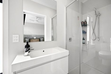 Photo of property in 25u2 Thackeray Street, Hamilton Lake, Hamilton, 3204