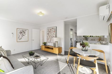 Photo of property in 19 Third Avenue, Avenues, Whangarei, 0110