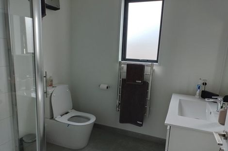 Photo of property in 52c Picton Avenue, Riccarton, Christchurch, 8011