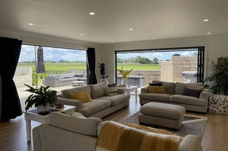 Photo of property in 232 Woodside Road, Matangi, Hamilton, 3284