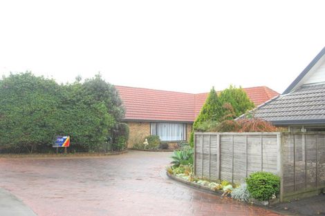 Photo of property in 10 Nakhle Place, Manurewa, Auckland, 2105