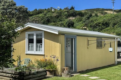 Photo of property in 7 Oraka Road, Mahia, Nuhaka, 4198