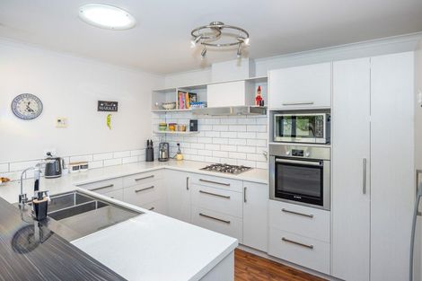 Photo of property in 107 George Melrose Drive, Te Awamutu, 3800