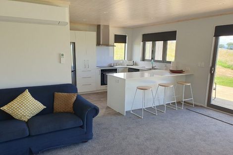 Photo of property in 113 Muhunoa Road West, Ohau, Levin, 5570