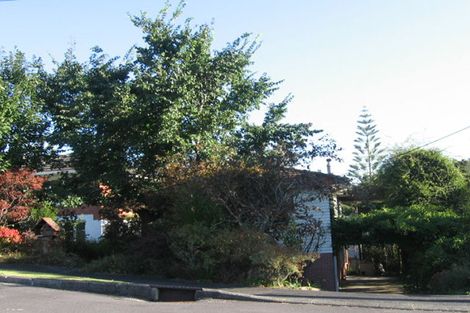 Photo of property in 40 Tui Glen Road, Birkenhead, Auckland, 0626