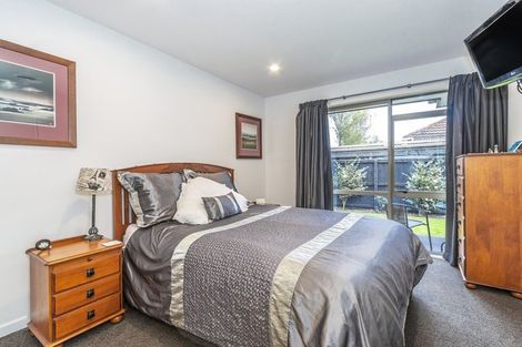 Photo of property in 48 Surrey Street, Linwood, Christchurch, 8062