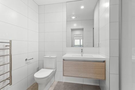 Photo of property in 105 Katikati Drive, Manurewa, 2102