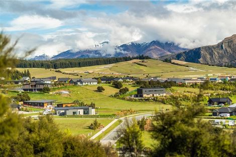 Photo of property in 3 Highfield Ridge, Wanaka, 9305