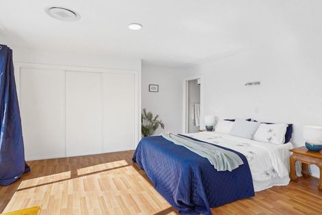 Photo of property in 1 Takahe Drive, Cashmere, Christchurch, 8022