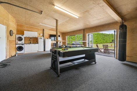 Photo of property in 501 Halcombe Road, Feilding, 4775