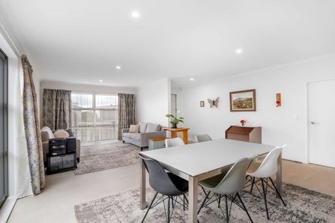 Photo of property in 3 Taikura Avenue, Red Beach, 0932