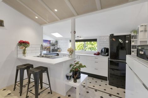 Photo of property in 47 Kings Avenue, Waikuku Beach, 7402