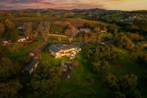 Photo of property in 96r Panorama Drive, Welcome Bay, Tauranga, 3175