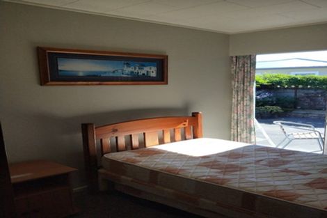 Photo of property in 2/25 Avondale Road, Taradale, Napier, 4112