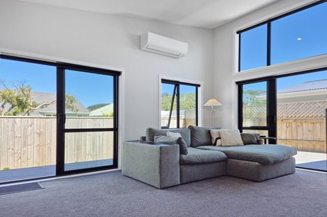 Photo of property in 13-15 Gillespie Street, Taita, Lower Hutt, 5011