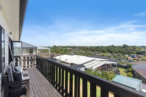 Photo of property in 33 Amy Place, Pyes Pa, Tauranga, 3112