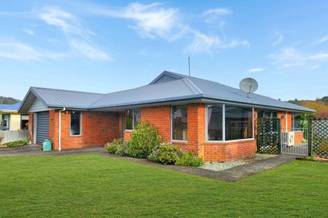 Photo of property in 2 Josephine Street, Greymouth, 7805