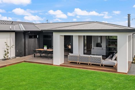 Photo of property in 19 Frank Ernest Crescent, Prebbleton, 7676