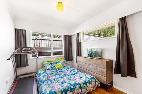 Photo of property in 10 Tirowhanga Road, Paremata, Porirua, 5024