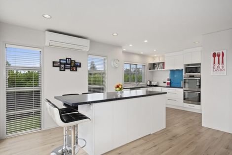 Photo of property in 54 Merriman Place, Pyes Pa, Tauranga, 3112