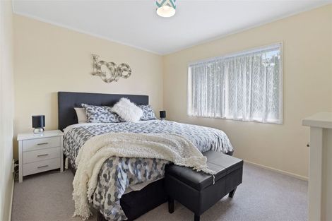 Photo of property in 2/49 Strid Road, Te Atatu South, Auckland, 0610
