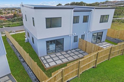 Photo of property in 56b Crestview Rise, Papakura, 2110