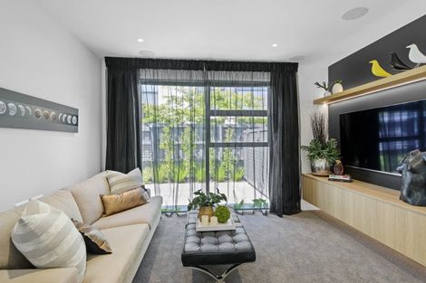 Photo of property in 51 Innes Road, St Albans, Christchurch, 8052