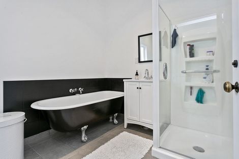 Photo of property in 56 Hall Street, Cambridge, 3434