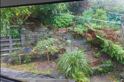 Photo of property in 12/138 Queens Drive, Lyall Bay, Wellington, 6022