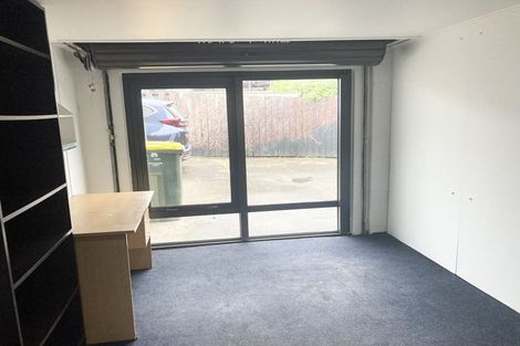 Photo of property in 2/21 Liam Place, Half Moon Bay, Auckland, 2012