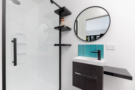 Photo of property in 80 Iwa Street, Mapua, 7005