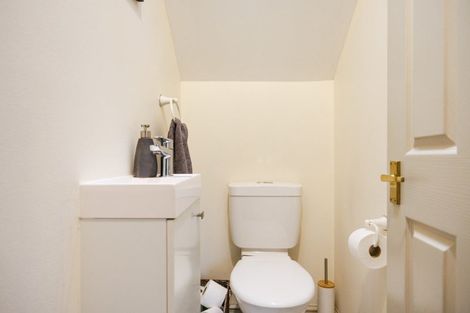 Photo of property in 46c Pahiatua Street, Hokowhitu, Palmerston North, 4410