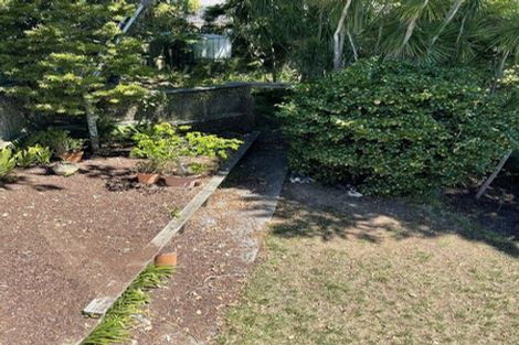 Photo of property in 29c South Lynn Road, Titirangi, Auckland, 0604