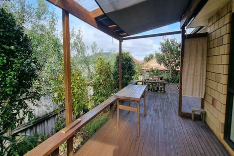 Photo of property in 72 Gracechurch Drive, Flat Bush, Auckland, 2016