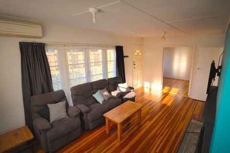 Photo of property in 17 Costley Street, Carterton, 5713