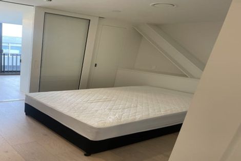 Photo of property in 208/10u Alpha Street, Te Aro, Wellington, 6011